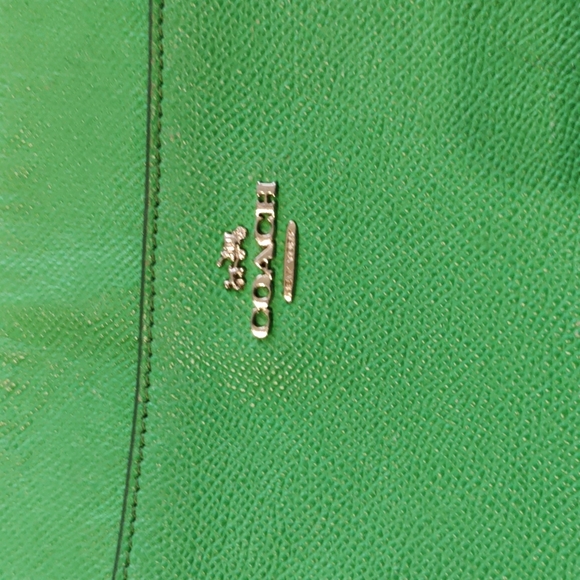 Coach Handbags - Coach Crossbody